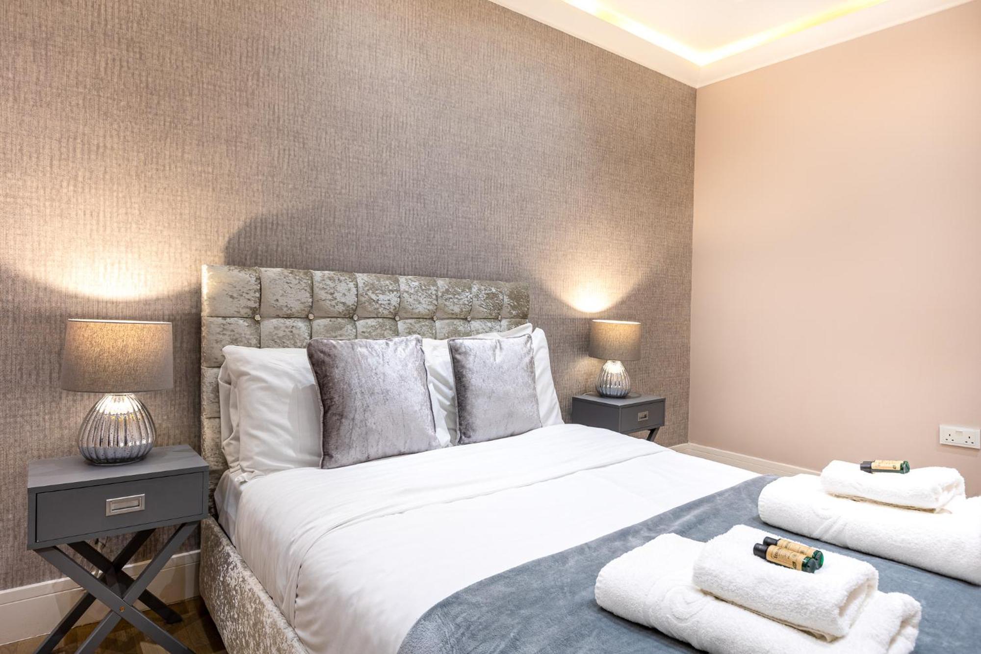 Modern 4 Bdr 3 Bth Apt Minutes From Edgware Road Лондон Екстер'єр фото