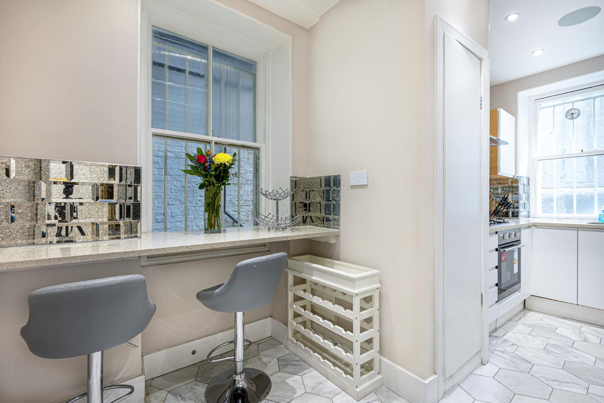 Modern 4 Bdr 3 Bth Apt Minutes From Edgware Road Лондон Екстер'єр фото